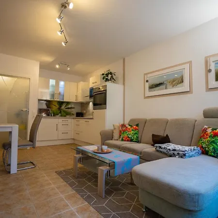 Hohenzollernpassage Wohnung Seemoewe Büsum Buitenkant foto